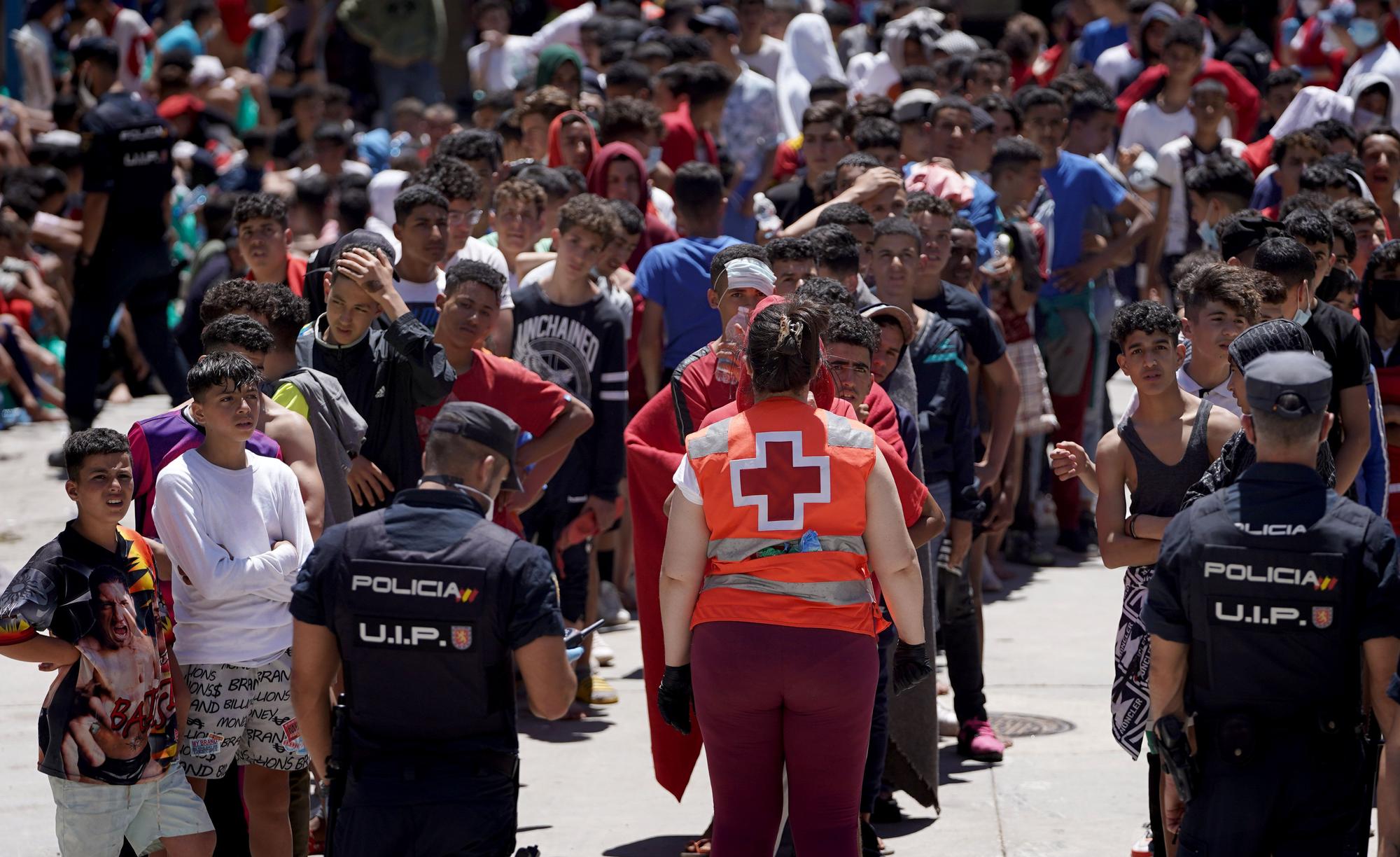 El cierre de la frontera a las entradas masivas alivia la presión en Ceuta