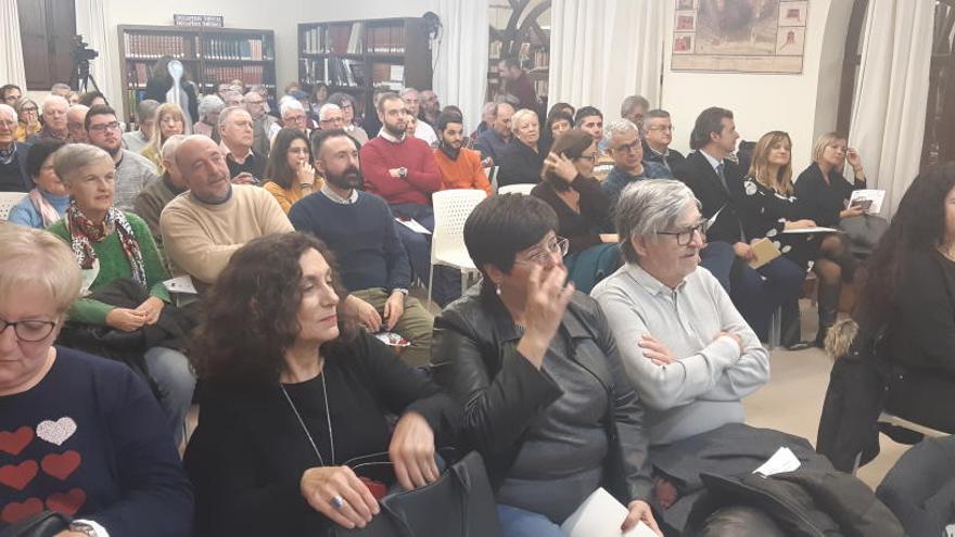 Altea recorda amb l&#039;AVL la seua filla predilecta Carmelina Sánchez-Cutillas