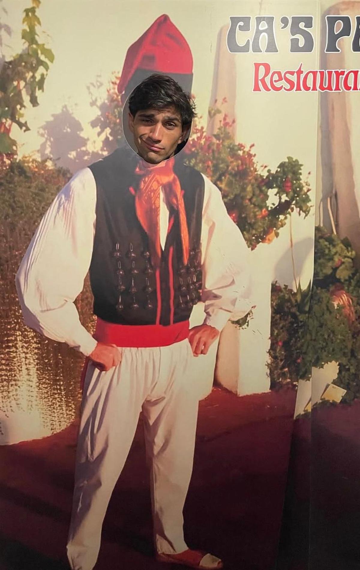 Jorge Martín, posando como un 'pagès'