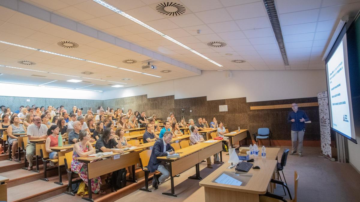 Un acto del IDiBE, para presentar su líneas de investigación, en imagen de archivo