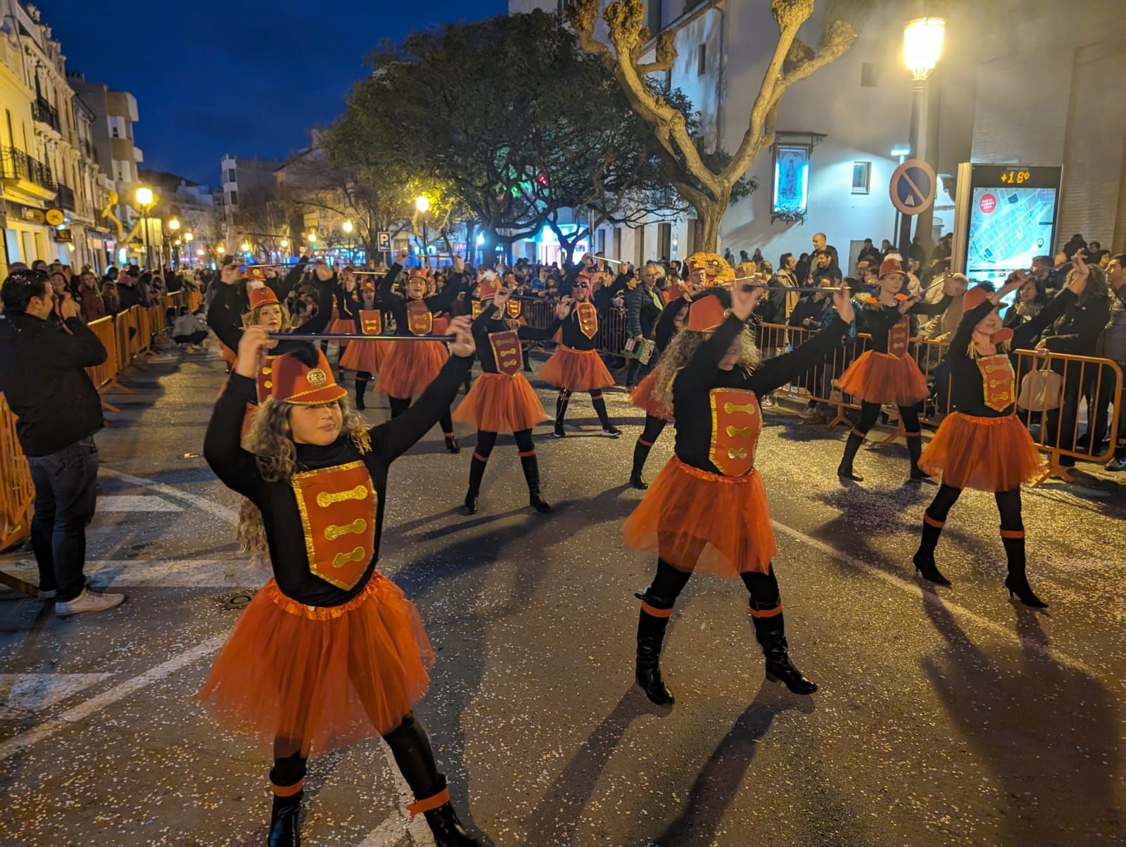 Las mejores fotos del desfile de disfraces del Carnaval de Benicàssim