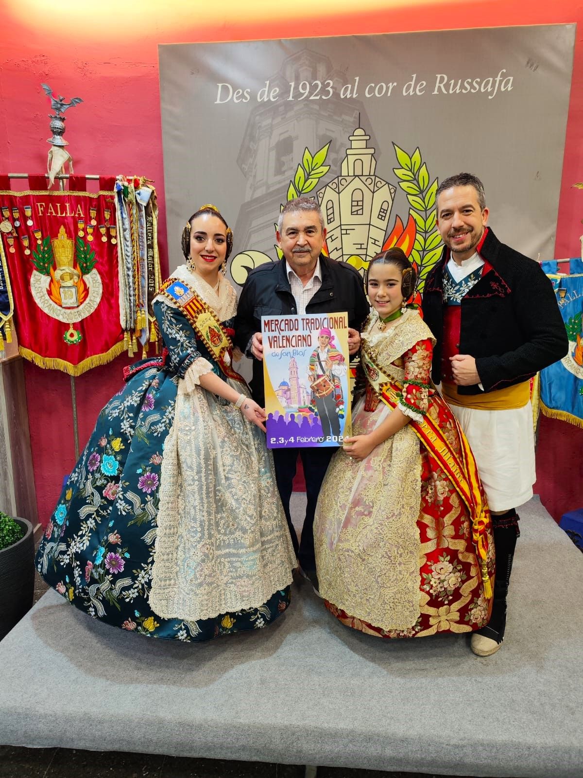 Todo preparado para el Mercado Tradicional de San Blas de la falla Clero