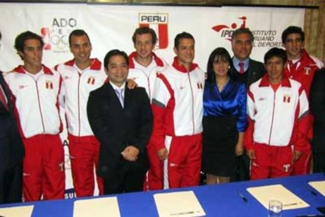 Uniforme de Perú para los Juegos Olímpicos de Londres 2012
