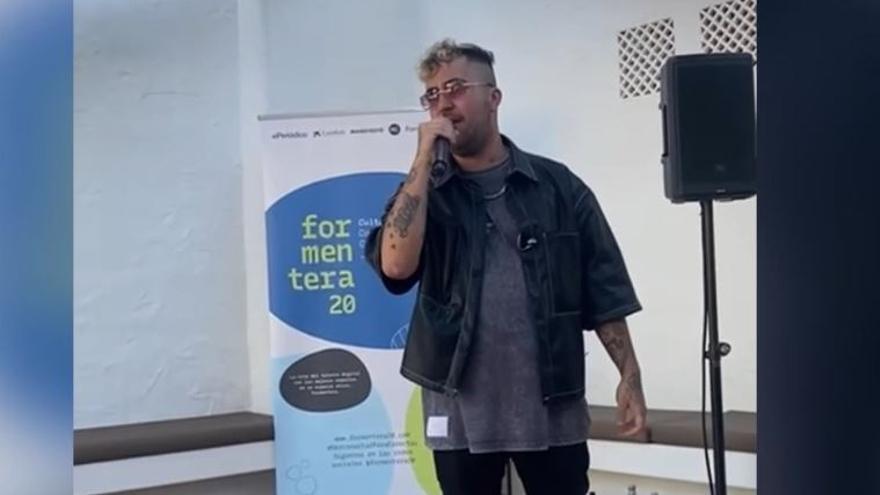 VÍDEO | Beret actúa por sorpresa en Formentera20