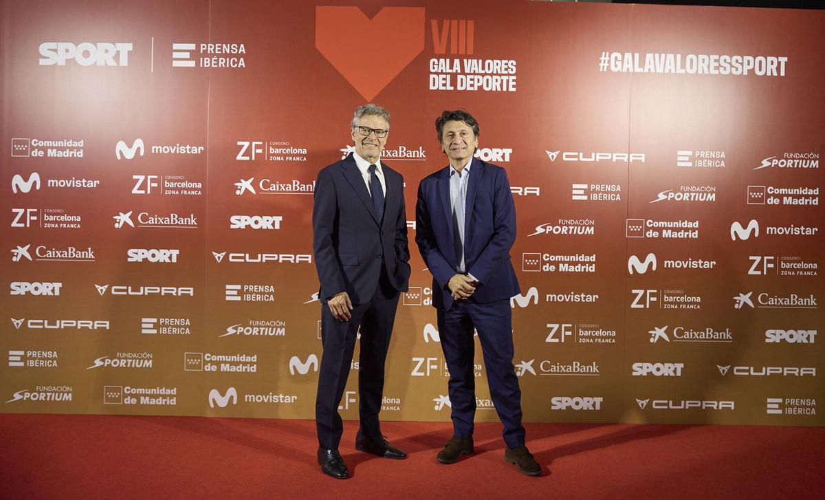 Joan Vehils, director del Diario SPORT y Jose Félix Díaz, director del Diario AS, a su llegada a la VIII Gala Valores del Deporte 2025 del Diario Sport celebrada en la sede del Comité Olímpico Español.