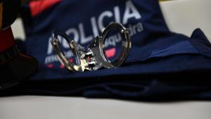 Esposas de Mossos dEsquadra