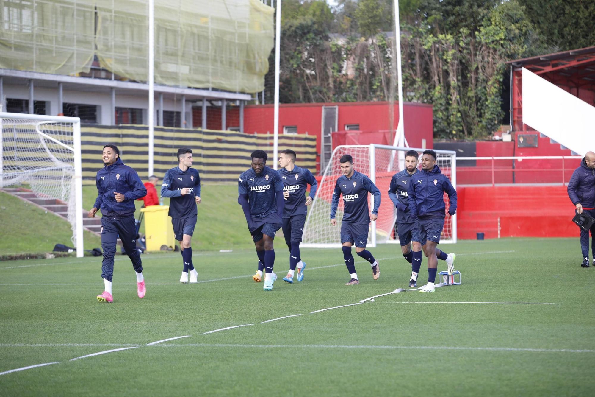 El Sporting vuelve a entrenar después de la victoria en Villareal (en imágenes)