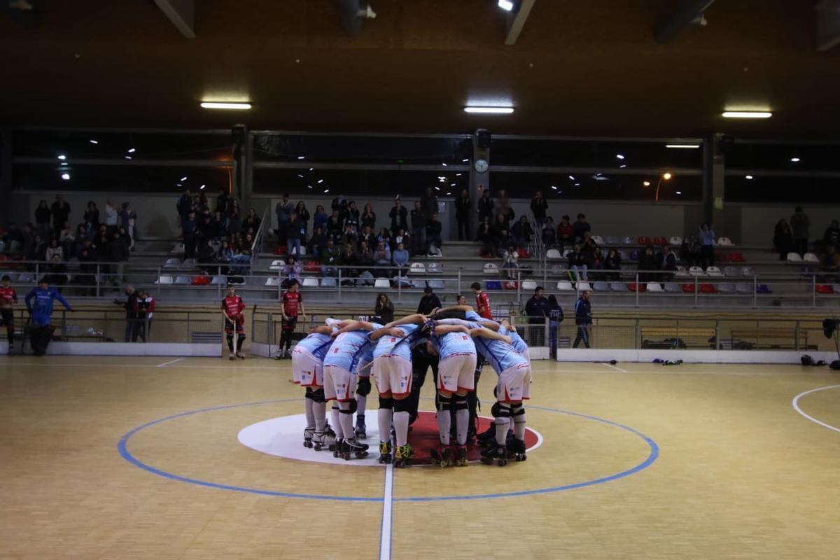 Corrillo previo del Traviesas.