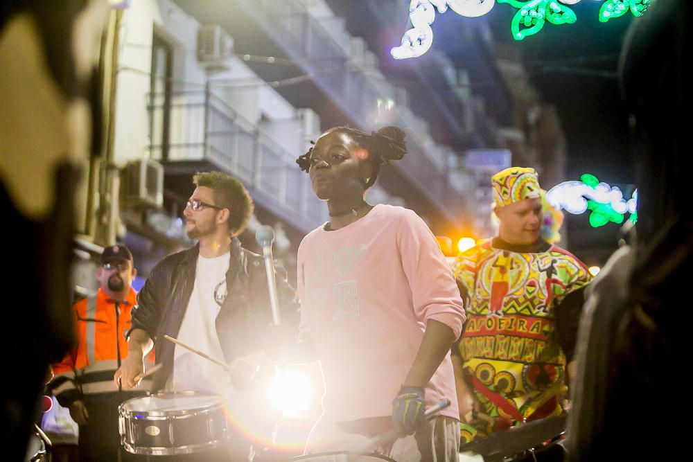 Búscate en las fotos del Carnaval en Benidorm