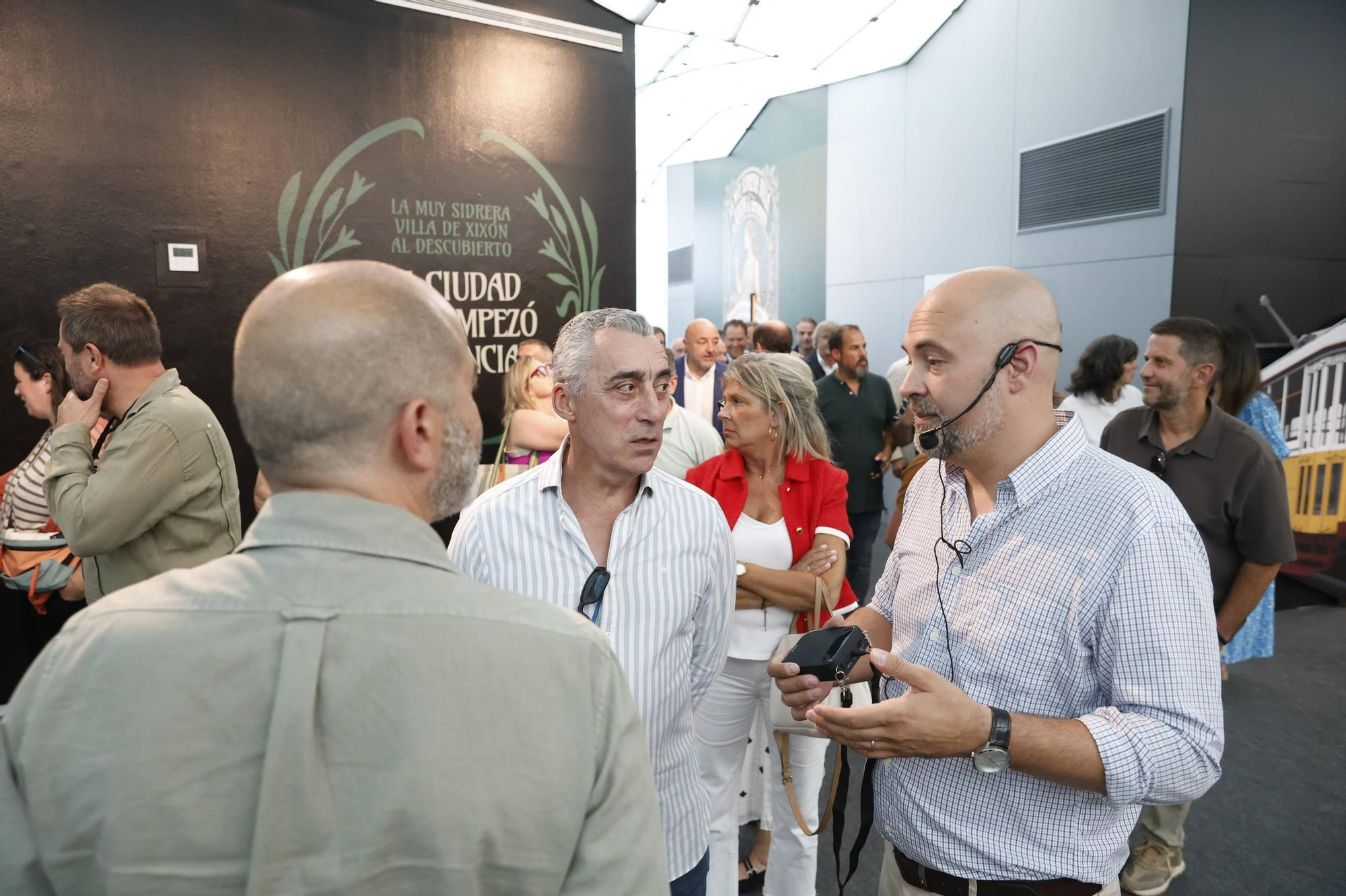 Gijón escancia su historia sidrera en la Feria de Muestras: así es el stand del Ayuntamiento (en imágenes)