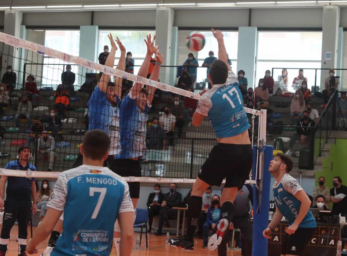 Final Superliga 2 Léleman Valencia - San Sadurniño