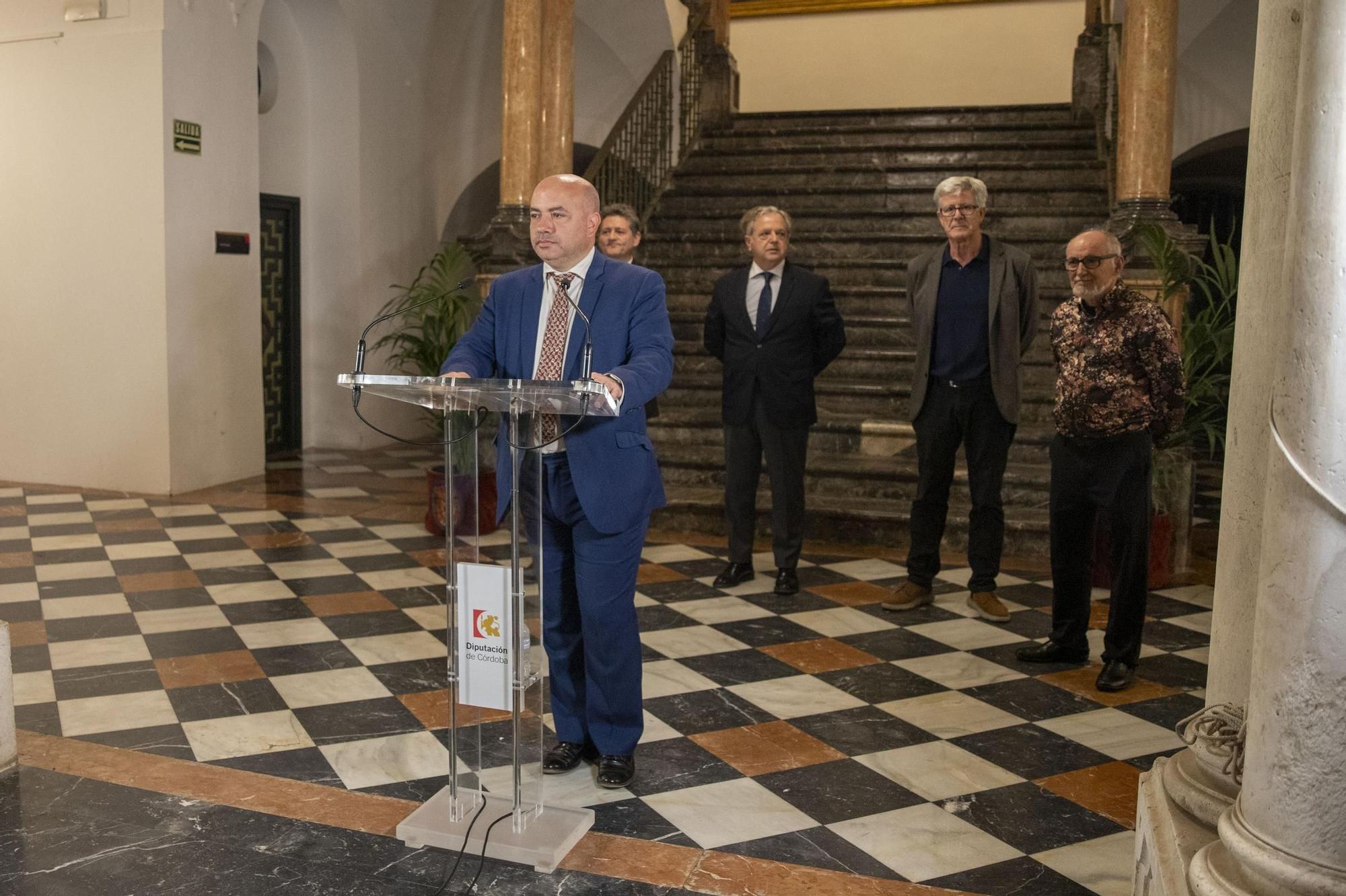 La inauguración de la muestra ‘Todo lo que brilla’, en imágenes