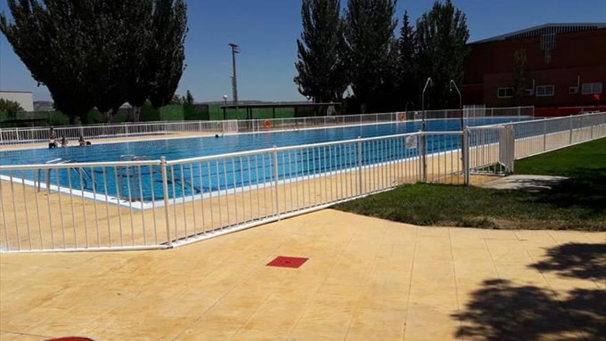 Los municipios invierten en las piscinas de cara al verano