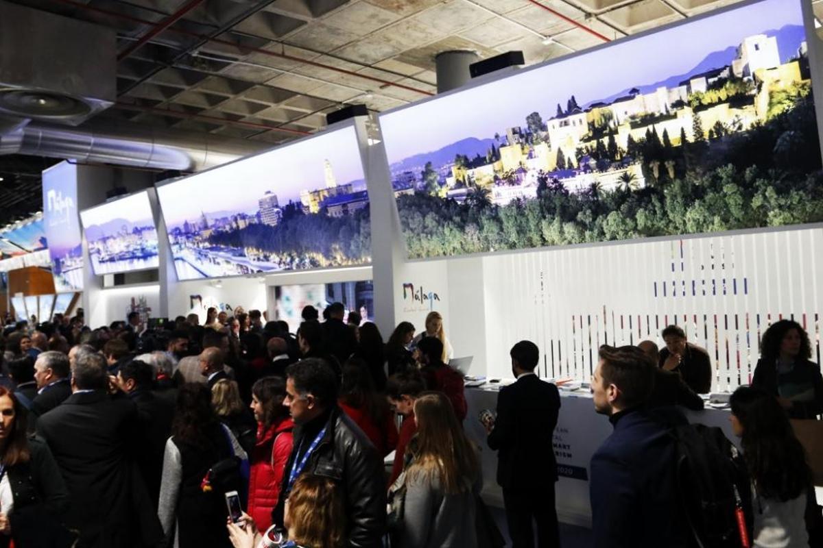 Inauguración de los pabellones de Andalucía y Málaga en Fitur.