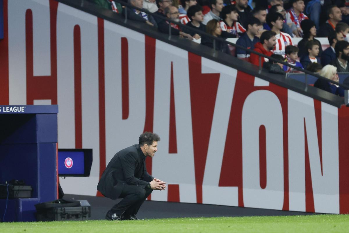 Diego Pablo Simeone, entrenador del Atlético, durante el partido de Champions contra el Inter.