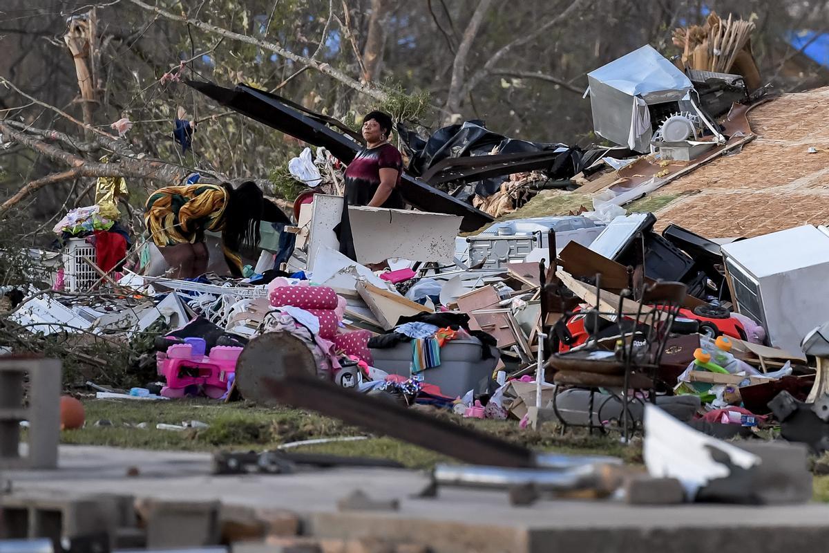 Al menos 26 muertos al paso de varios tornados por el estado de Misisipi