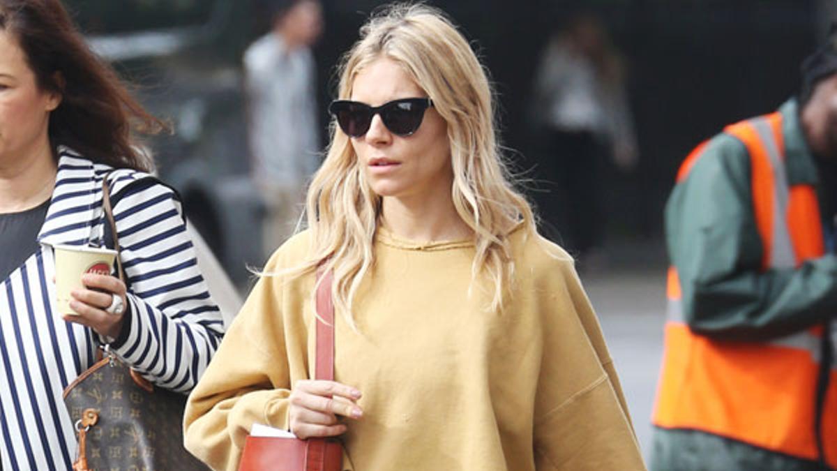 Sienna Miller tiene los leggins más salvajes de la temporada