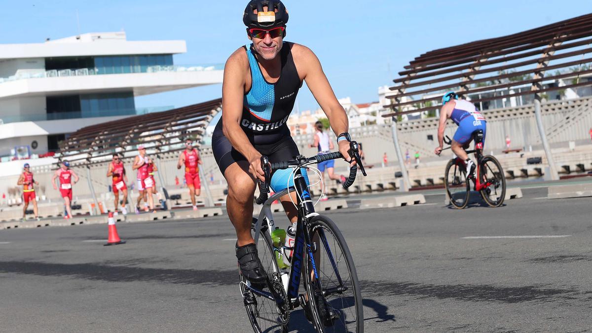 Búscate en las imágenes del Triatlón Olímpico del campeonato de Europa