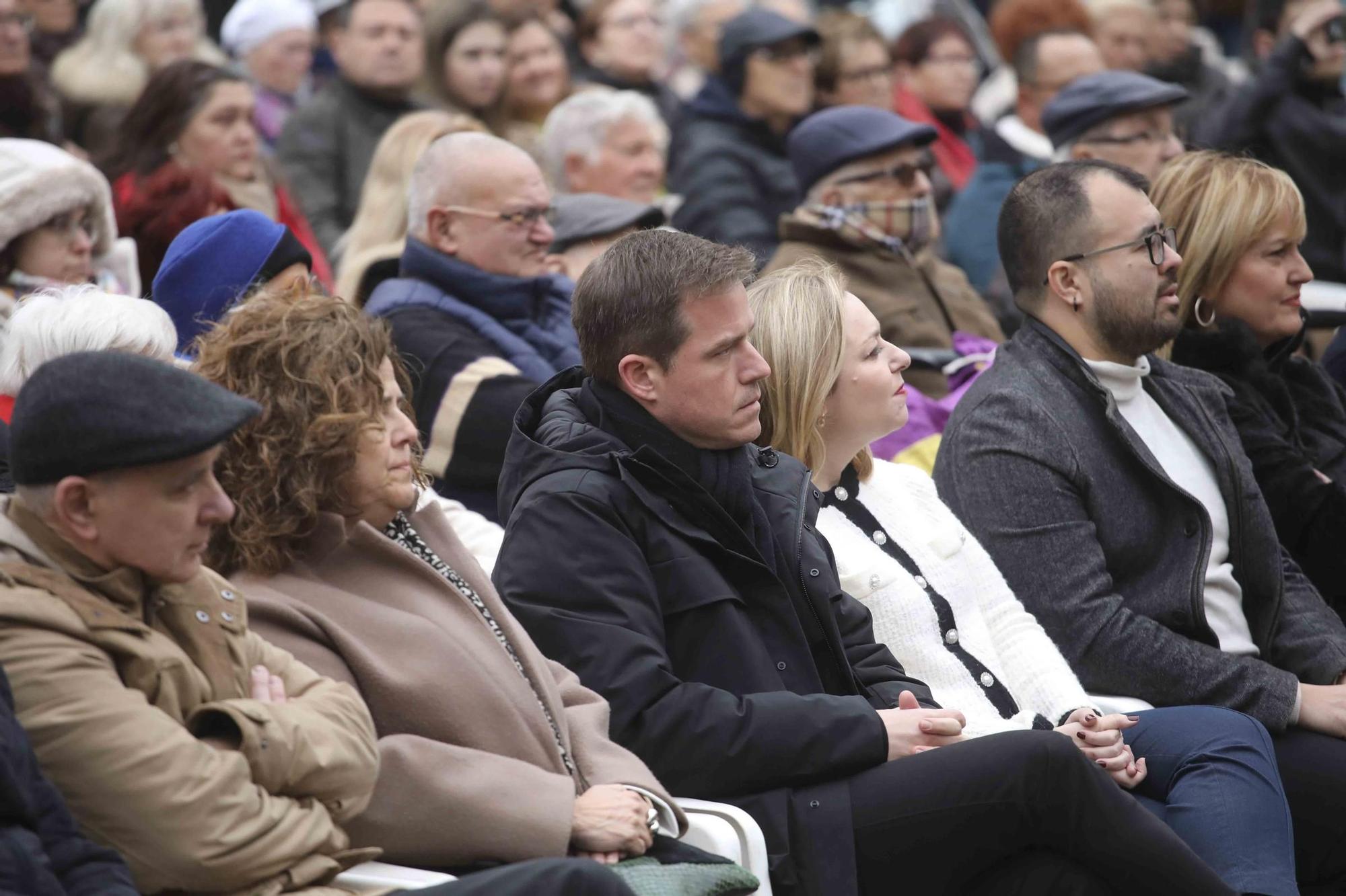 Así fue el homenaje a las víctimas del bombardeo de la estación de Xàtiva en el 85º aniversario del trágico sucesos