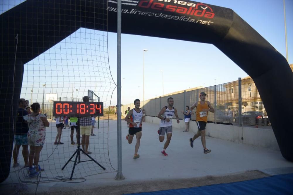 Carrera popular en Playa Paraíso