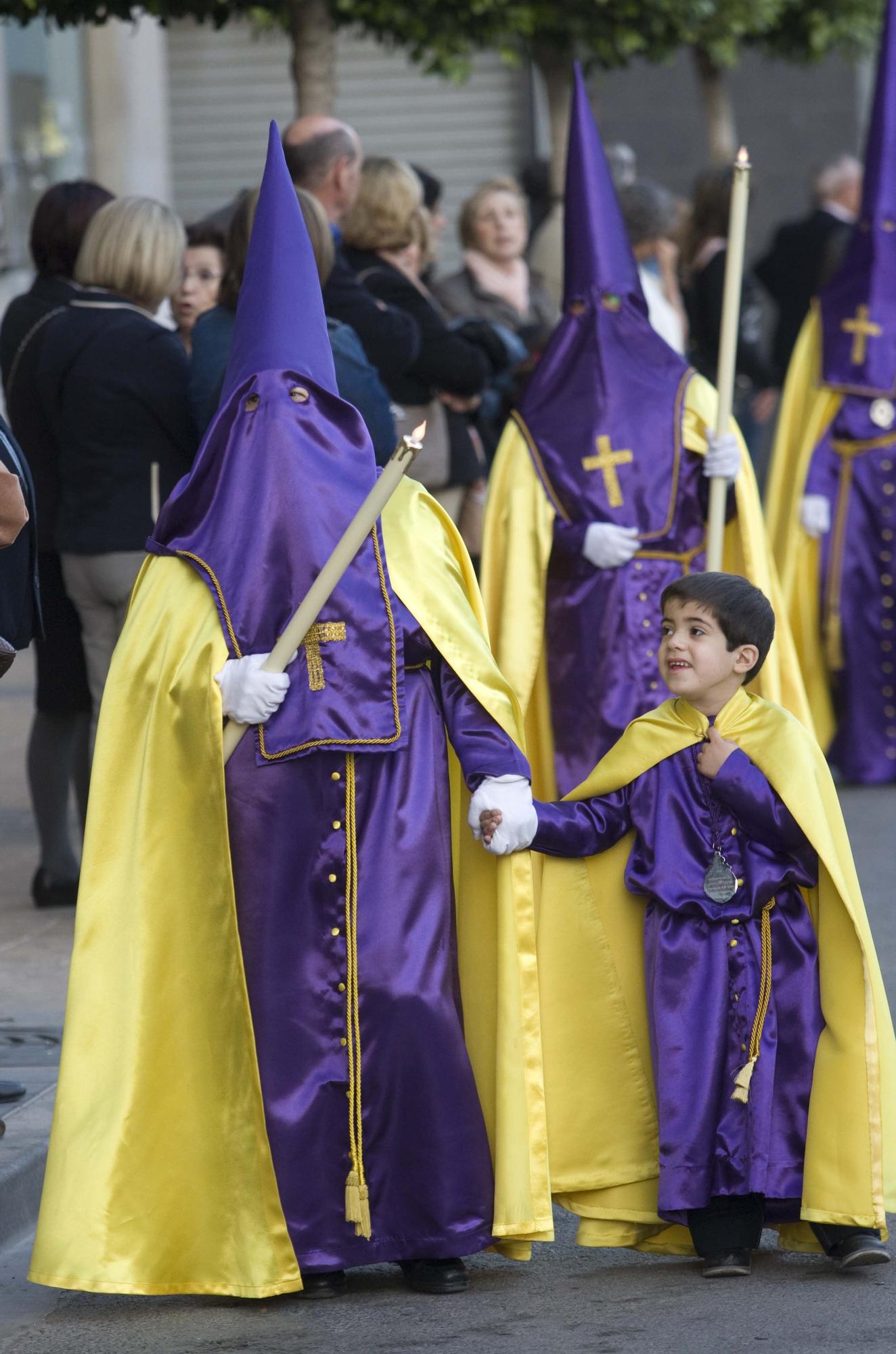 Las imágenes de las últimas procesiones de Viernes Santo en el Port de Sagunt.