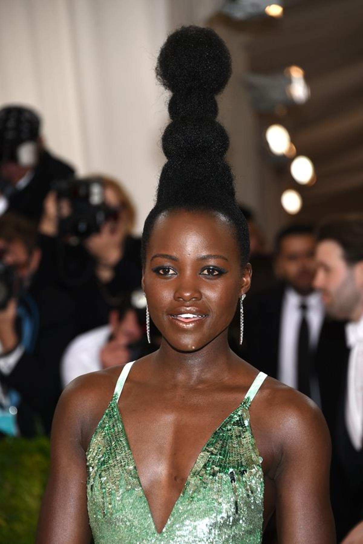 Lupita Nyong´o en la gala MET 2016