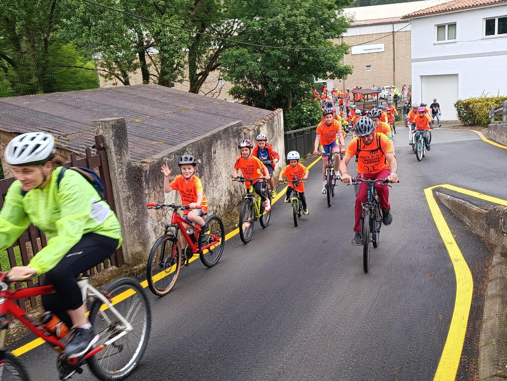 La Fiesta de la Bicicleta triunfa en Llanera
