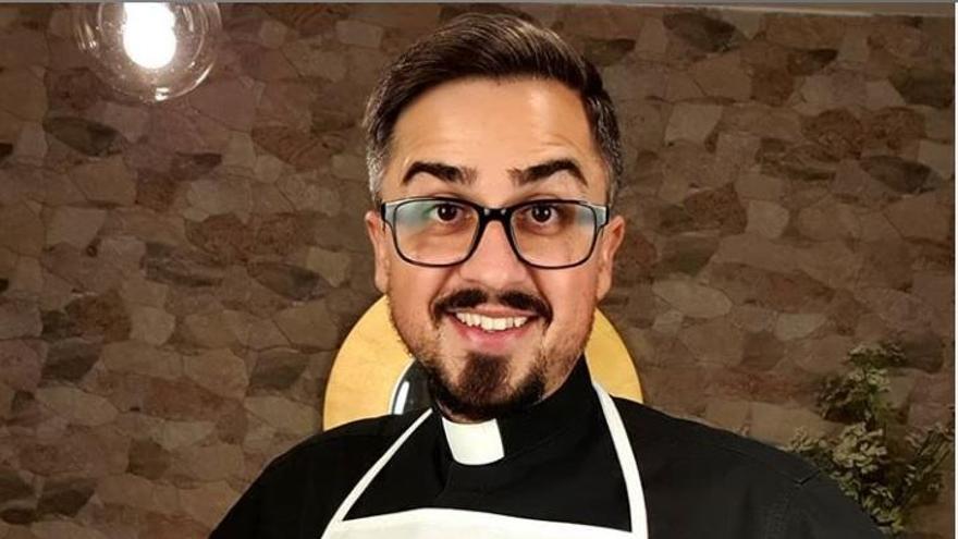 Tino, el cura cocinero zamorano, no concursará en MasterChef