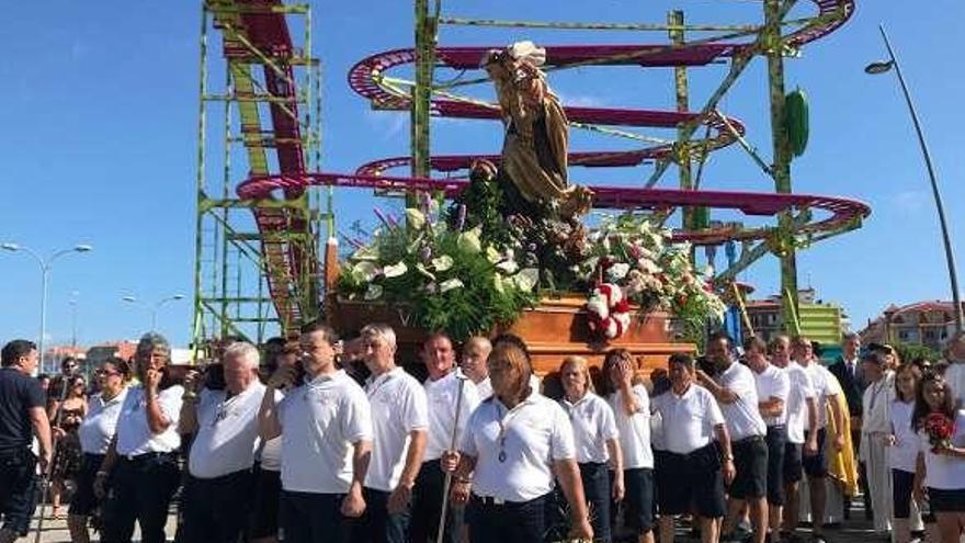 La fiesta del Carmen, por la que también se paga a Portos. // Muñiz