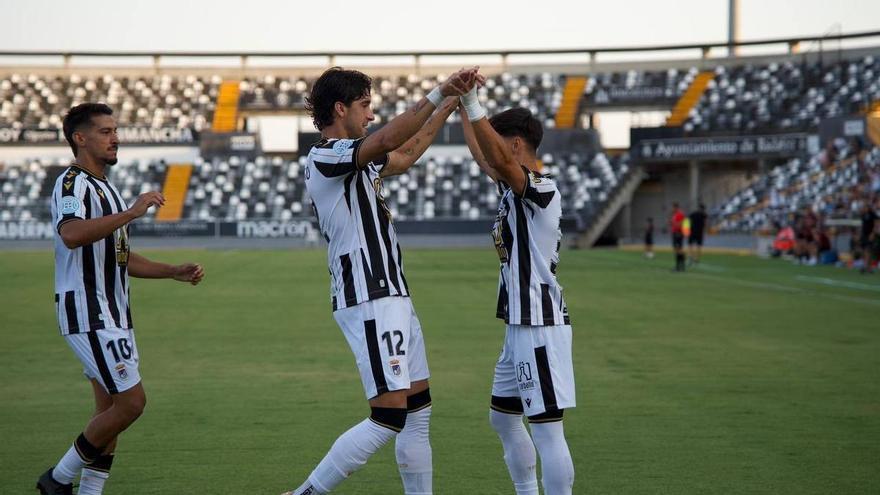 Al Badajoz se le escapa la victoria contra el Linares