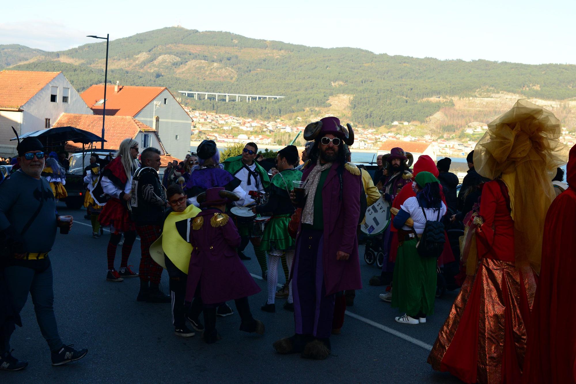 Moaña "llora" el fin del carnaval con el Enterro da Sardiña