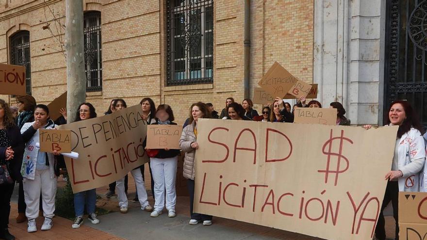 Tavernes Blanques: la CNT alerta sobre la posible privatización del SAD y la imposición de una nueva tasa