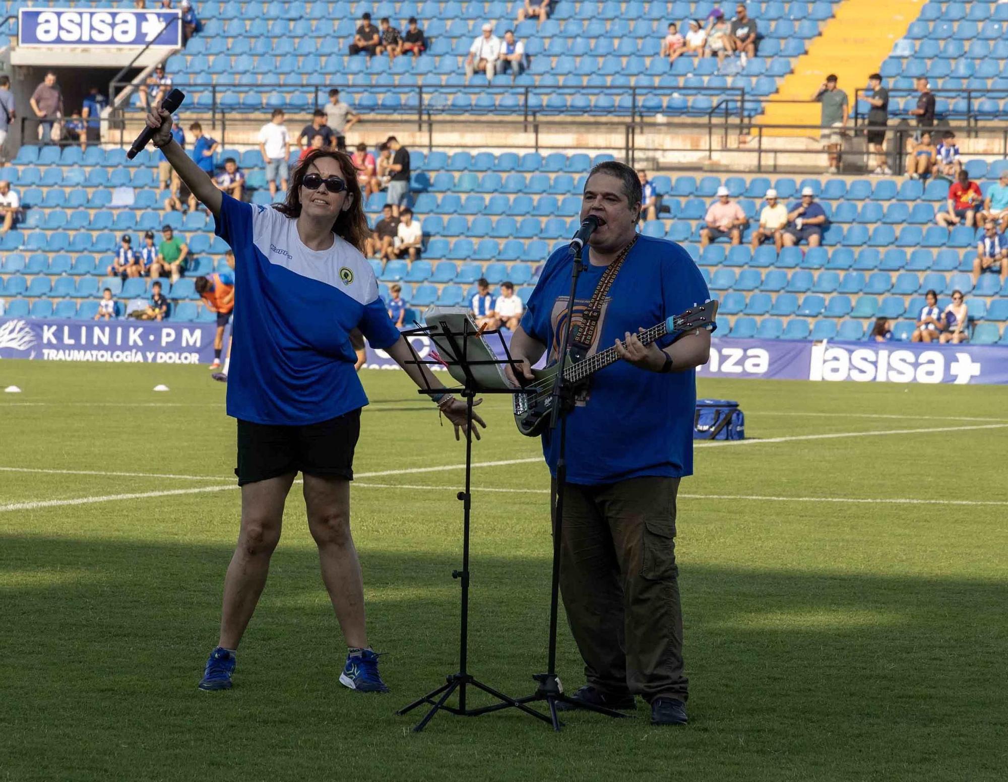 El Hércules celebra el 50 aniversario del Rico Pérez ganando el Trofeo Ciudad de Alicante ante el Alavés