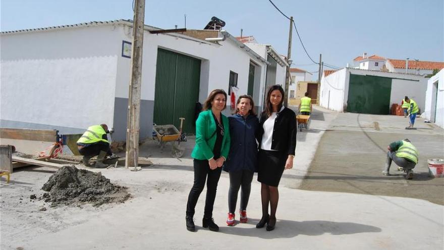 La Diputación invierte 300.000 euros en la calle Rafael de Lara
