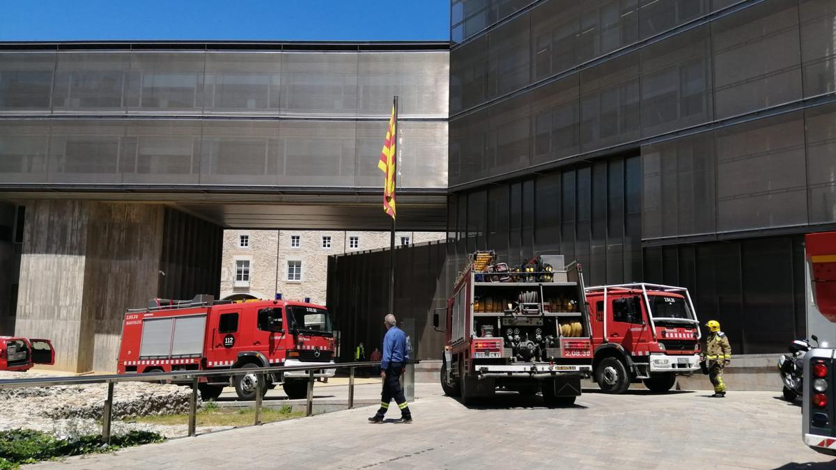 Evacuen els treballadors de la seu de Generalitat de Girona per una alarma d'incendi