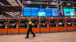 Rodalies reobre avui el servei "amb la normalitat més gran possible"