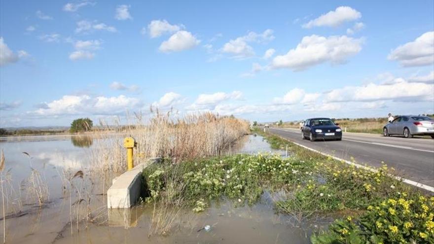 La ribera baja está en alerta tras la rotura de varias defensas