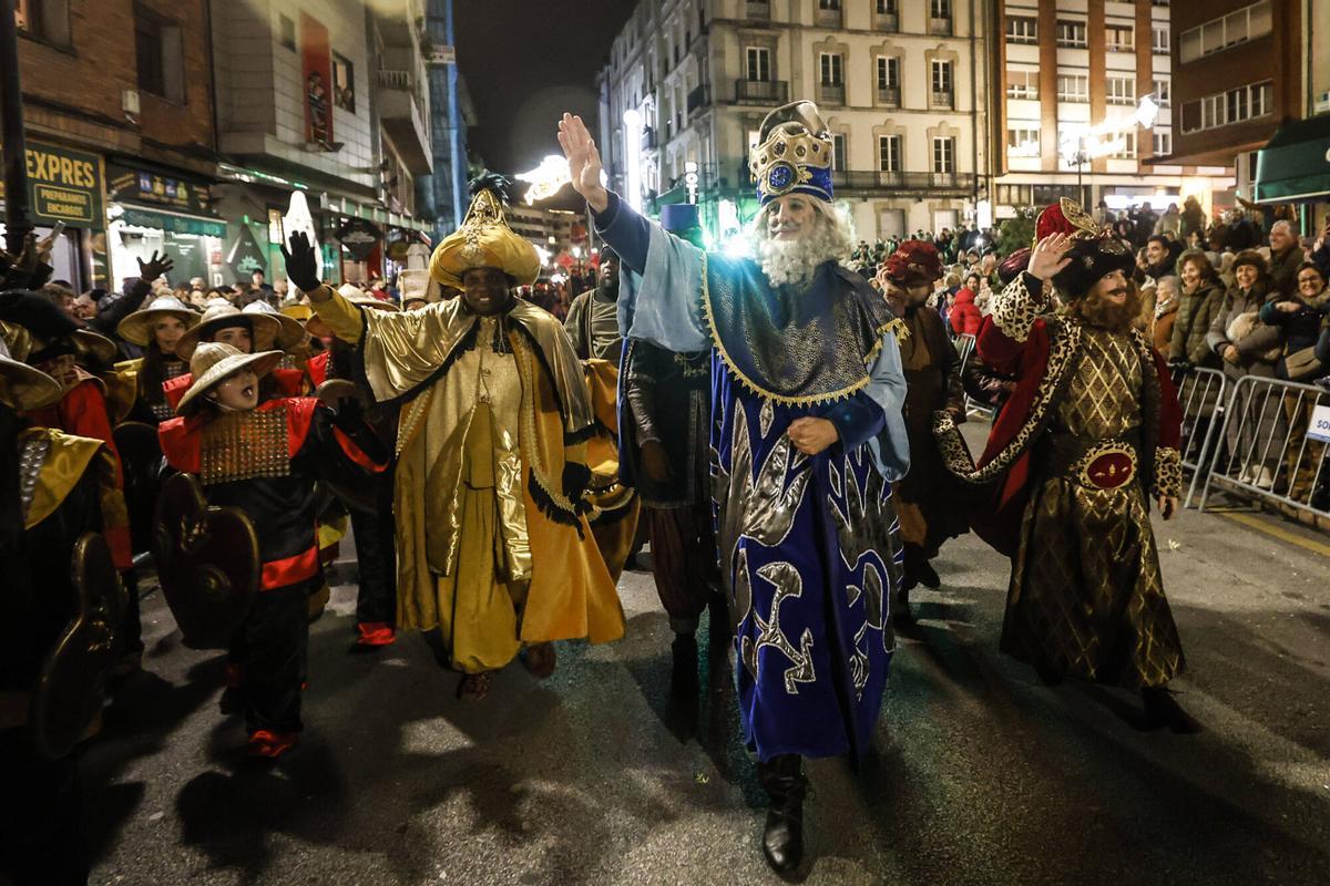 Así fue la cabalgata de Oviedo