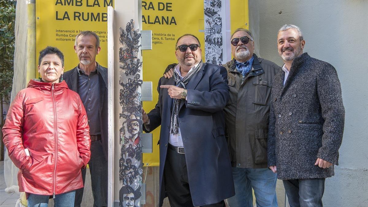 Presentación de las esculturas en homenaje a la rumba catalana