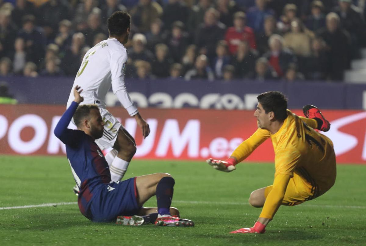 Las mejores imágenes del Levante UD - Real Madrid - Superdeporte