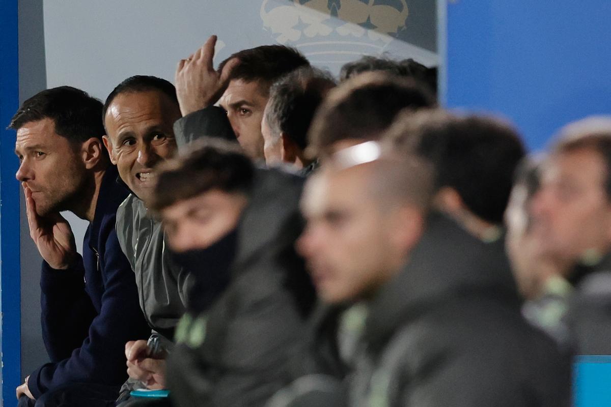 Los peores momentos del banquillo del Real Madrid durante el partido contra el Talavera.