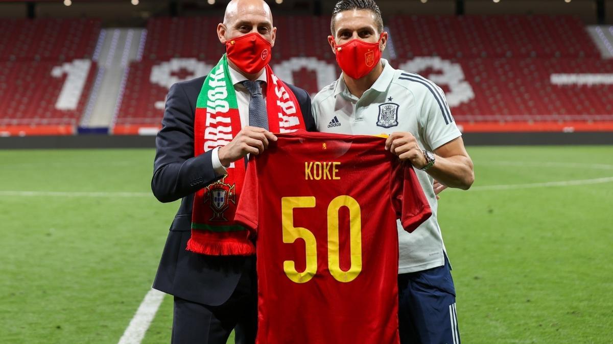 Luis Rubiales y Koke.