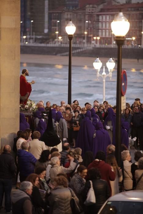 Procesión de las lágrimas de San Lorenzo en Gijón