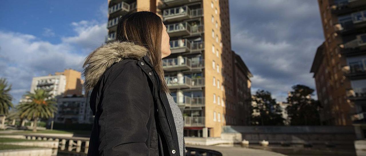 La madre de una niña con un trastorno de la conducta alimentaria (TCA), en Girona.