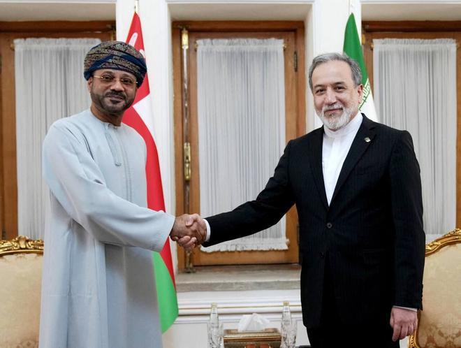 Irán y Omán llegan a un acuerdo para el control de Ormuz, según la Guardia Revolucionaria