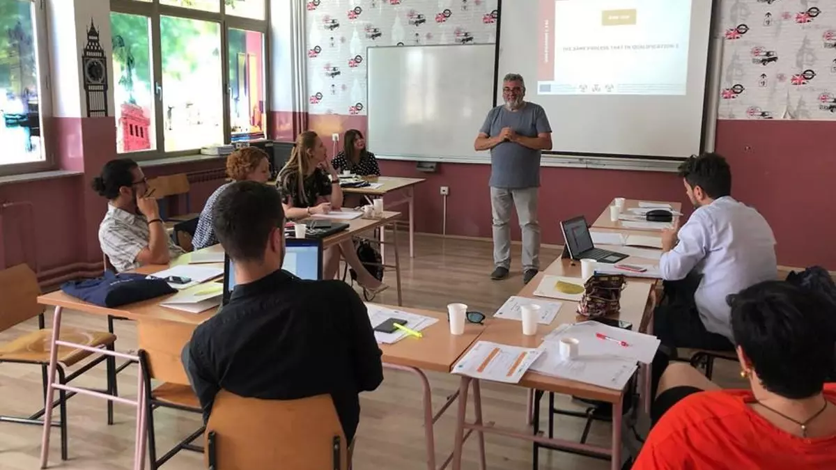 Formación en idiomas sin coste: descubre cómo acceder a los cursos gratuitos de la UE