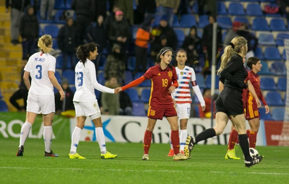 El Rico Pérez registra récord de asistencia a un partido de la selección femenina de fútbol