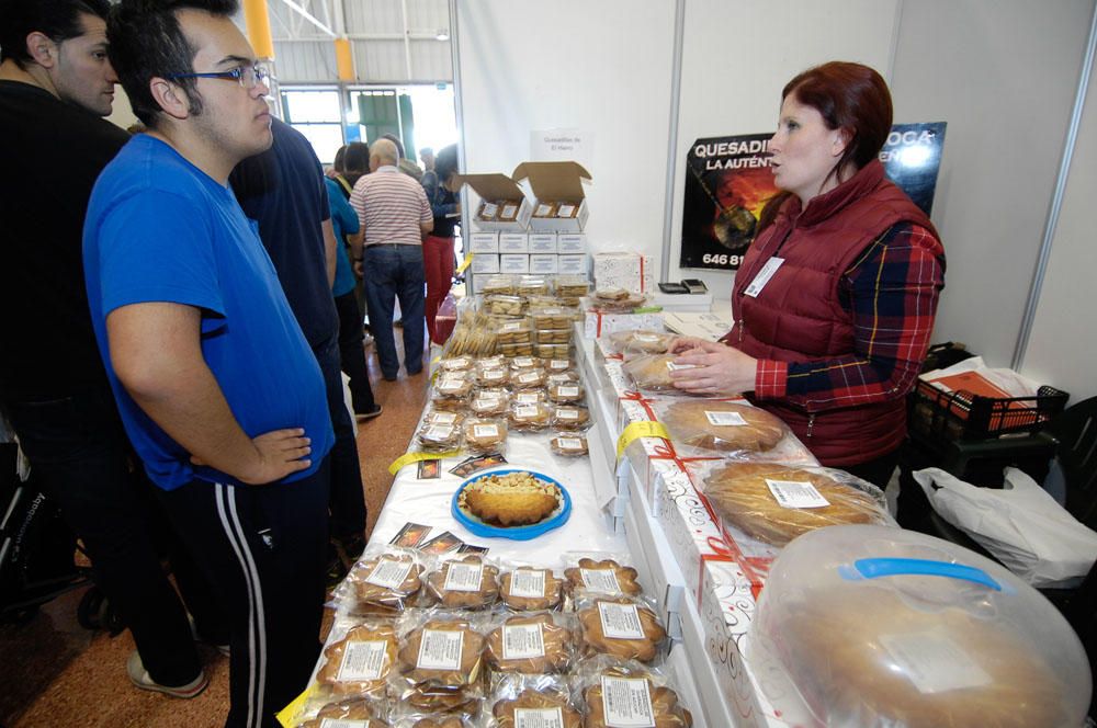 Feria de productos de la tierra en San Mateo