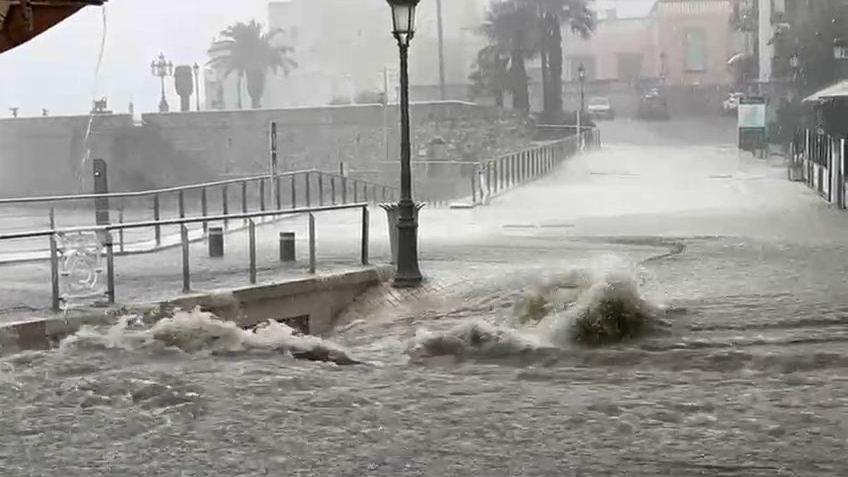 Lluvias torrenciales en Sitges / Elisenda Pons