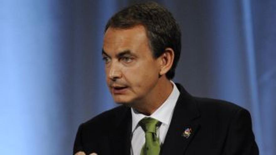 Zapatero hace guiños al voto latino, asiático y africano